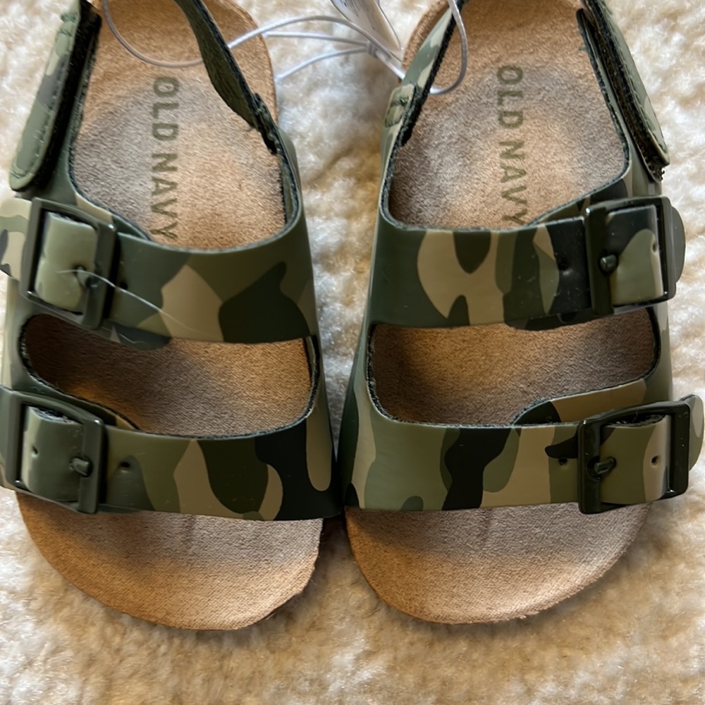 NWT Old Navy Camouflage Summer Sandals!!